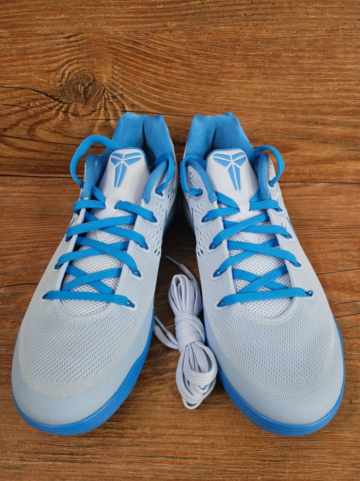 Nike Kobe 9 EM Low Protro Hydrogen Blue