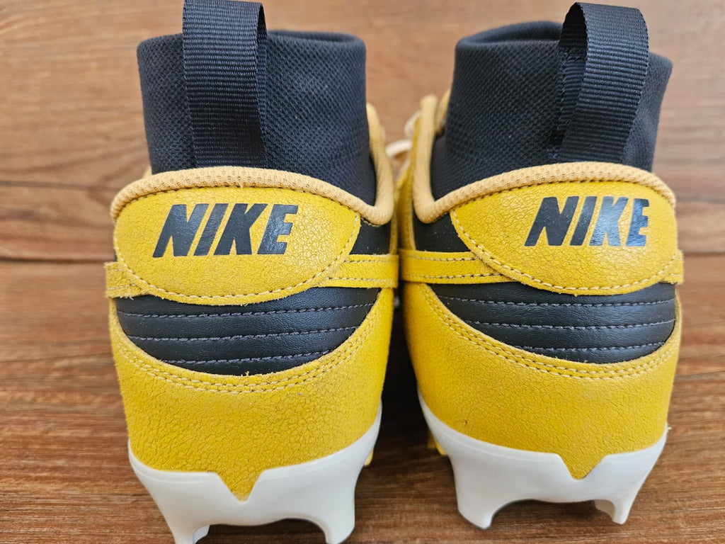 Nike Alpha Menace 4 Dunk SE Iowa Football Cleats
