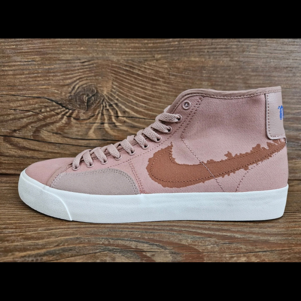Nike SB Blazer Court Mid PRM