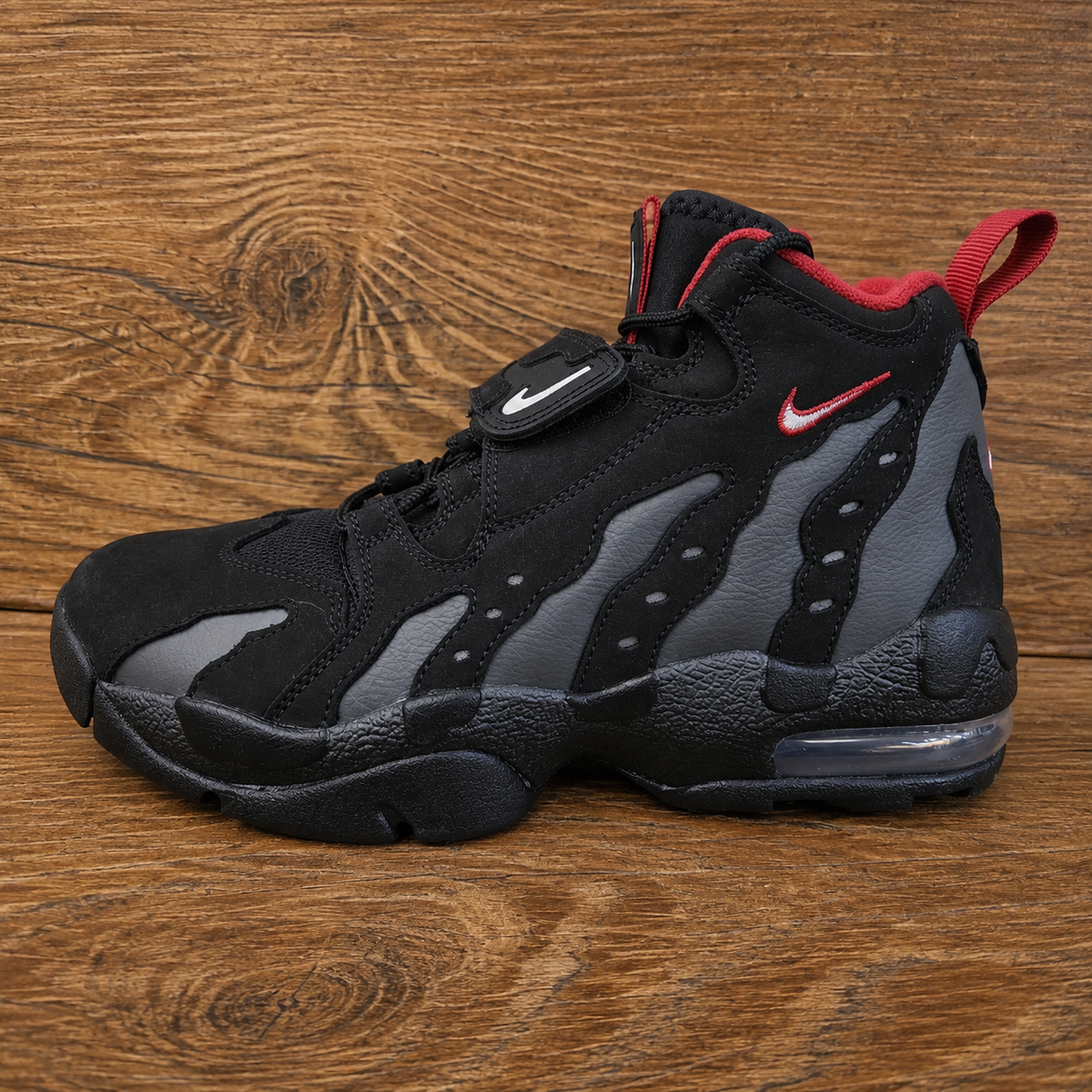 Nike Air DT Max '96 Atlanta Falcons