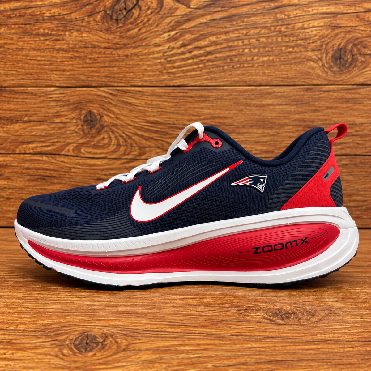 Nike Vomero 18 New England Patriots NFL
