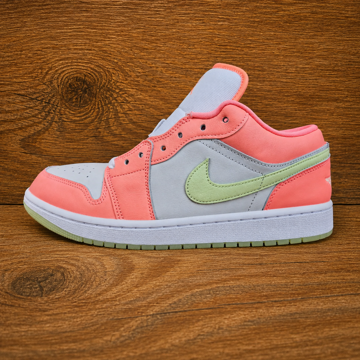 Air Jordan 1 Low SE Lava Glow
