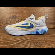Nike x Giannis Immortality 3