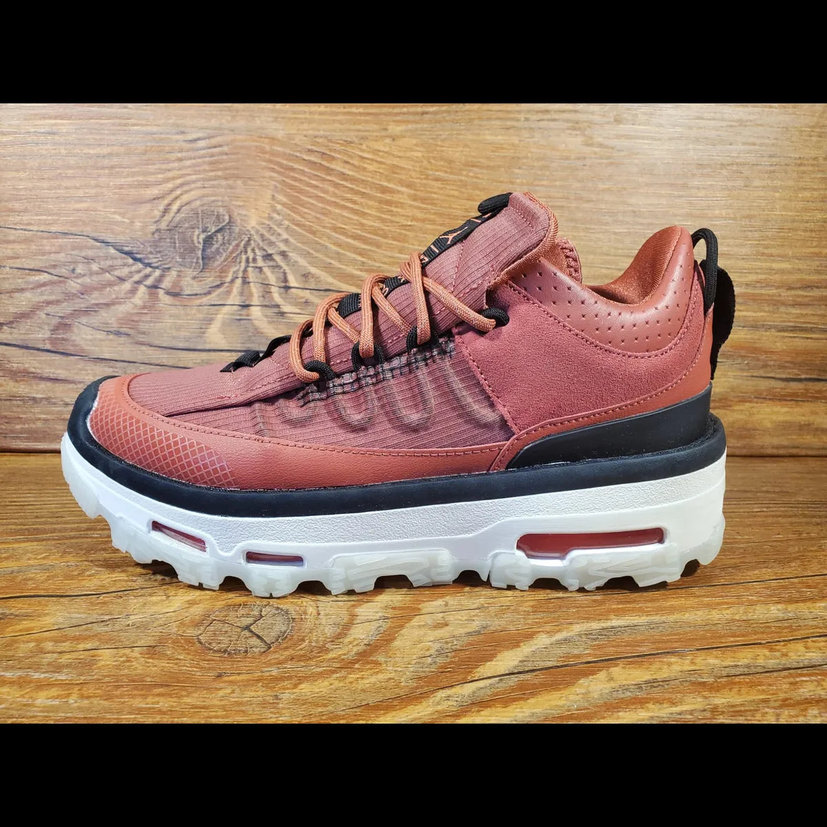 Jordan WMNS Air Mae "Canyon Rust"