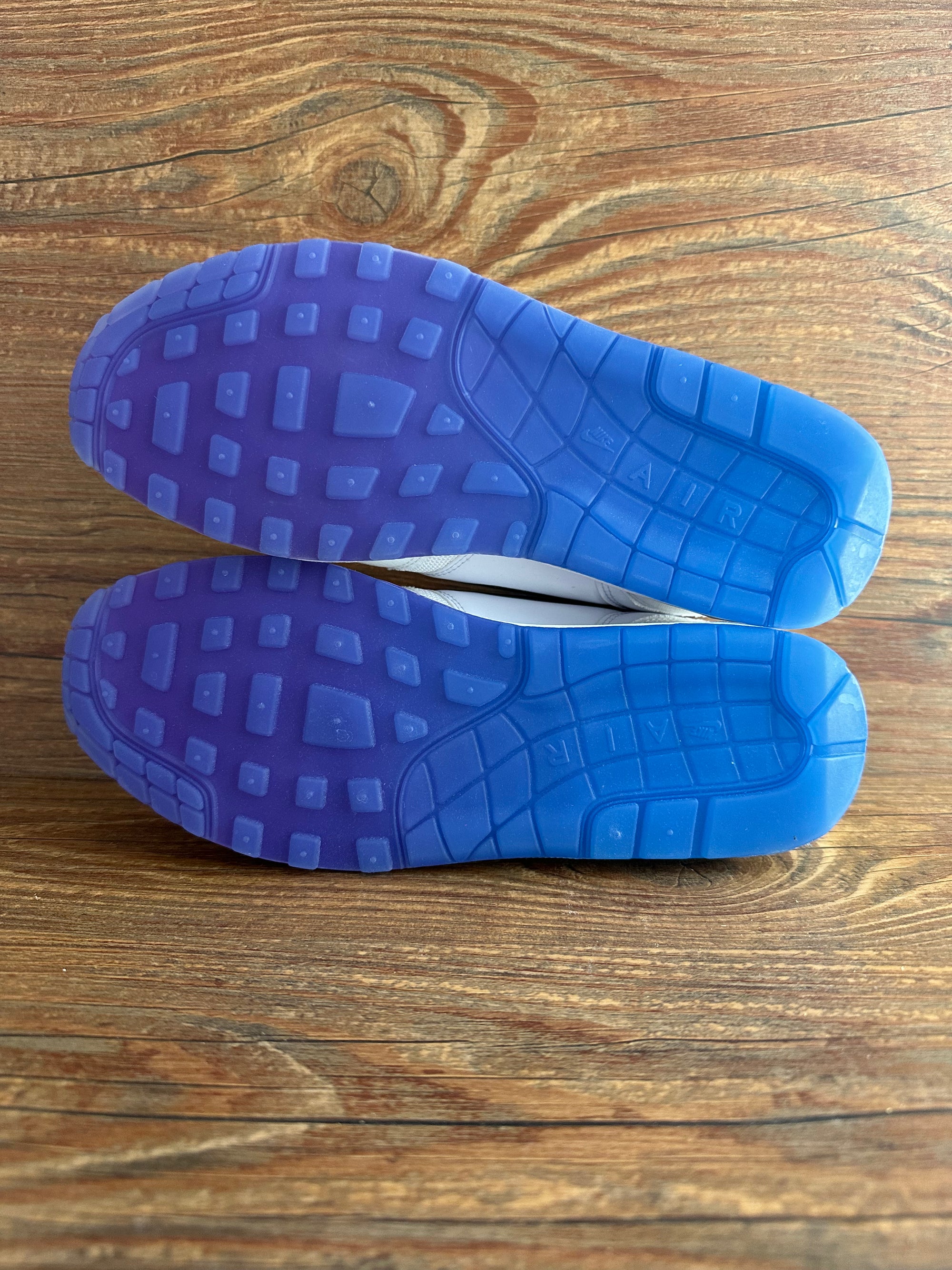 Nike Air Max 1 x Kansas City Royals City Connect IQ2916-100