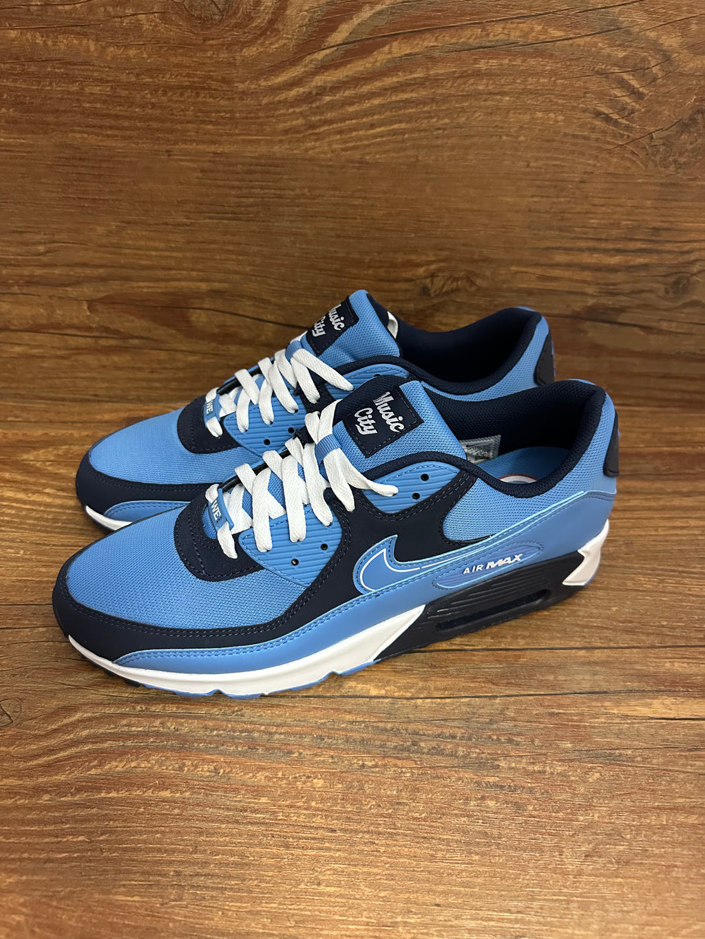 NFL x Nike Air Max 90 Tennessee Titans