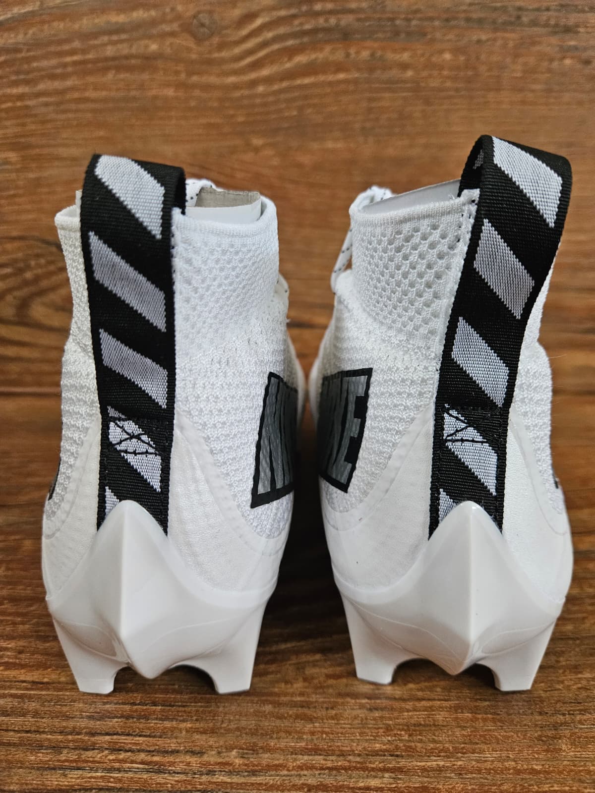 Nike Vapor Edge 360 Untouchable "White/Silver"