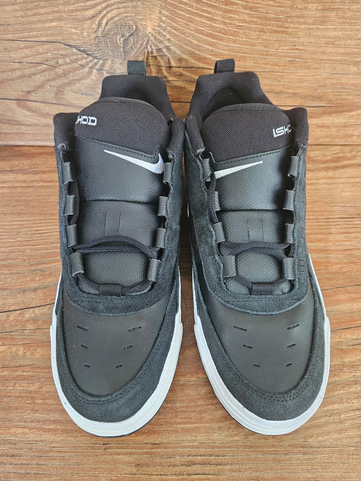 Nike SB Air Max Ishod Wair Black/White