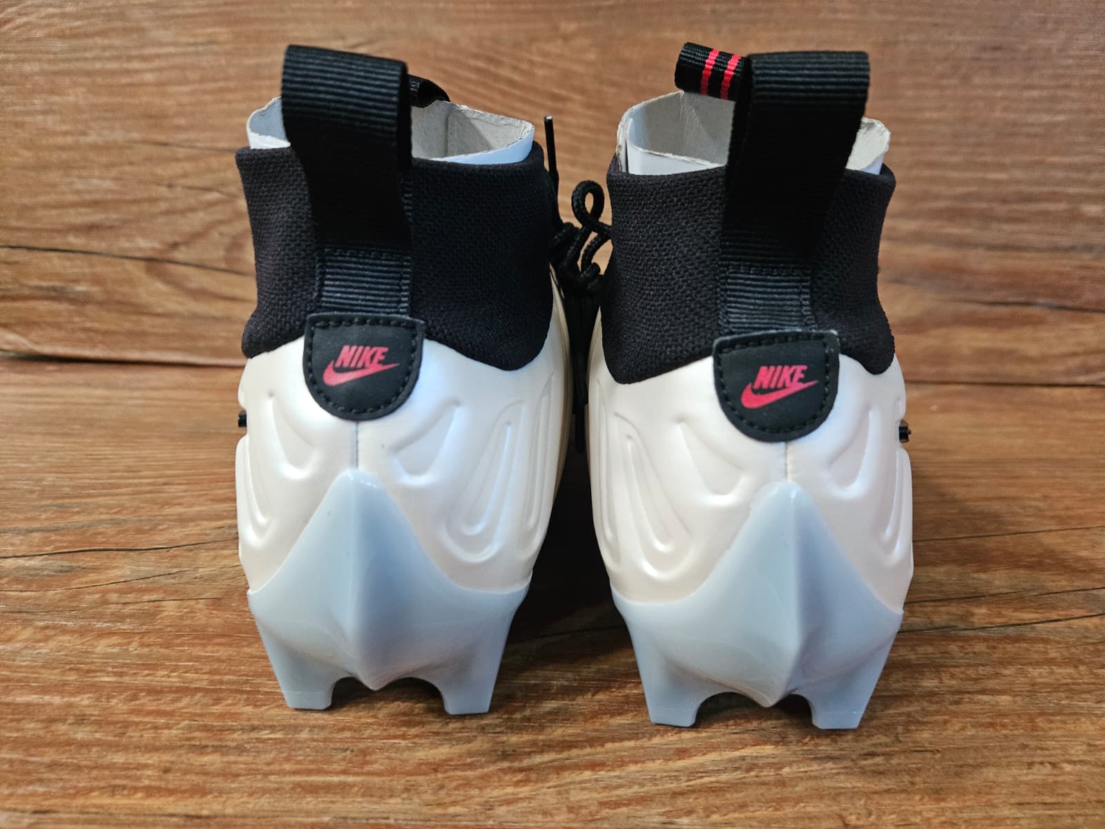 Nike Vaporposite Pro Pearl Football Cleats