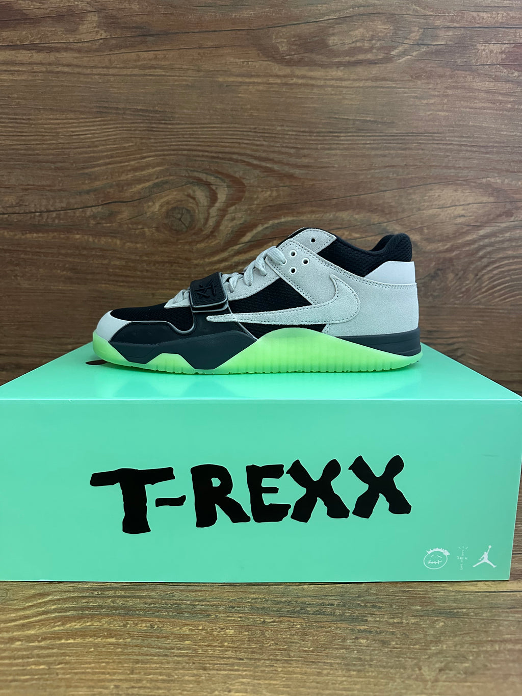 Jordan Jumpman Jack TR x Travis Scott x Chase B IH7971-001