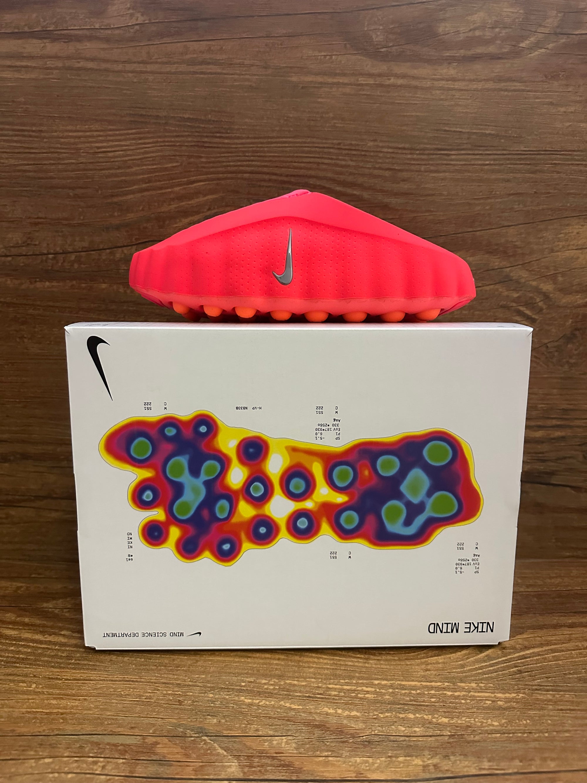 Nike Mind 001 "Solar Red/Hyper Crimson/Black/Chrome"  HQ4307-600 Sz 7M/8.5W