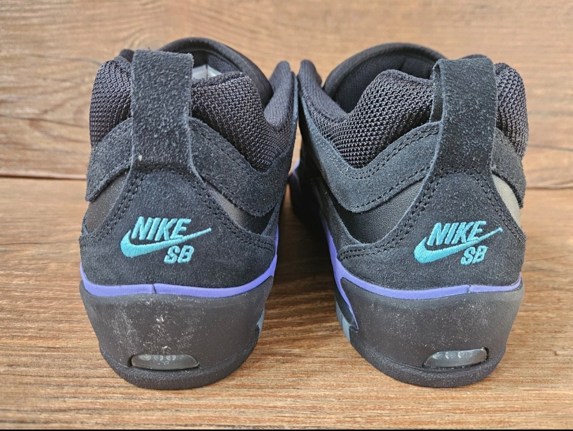Nike Air Max Ishod Wair "Black/Grape" FB2393-003