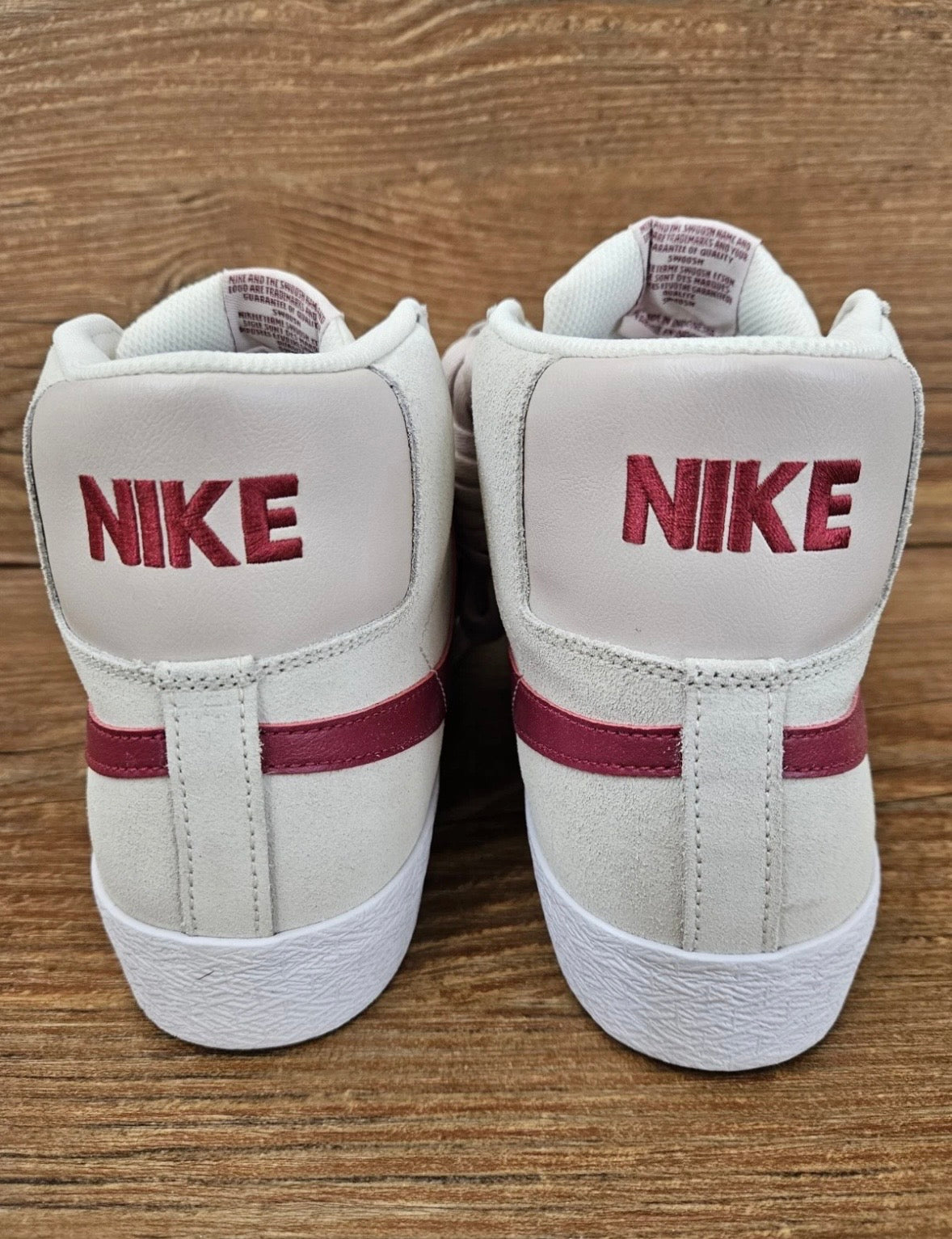 Nike SB Zoom Blazer Mid "Pale Ivory/Red" FD0731-100