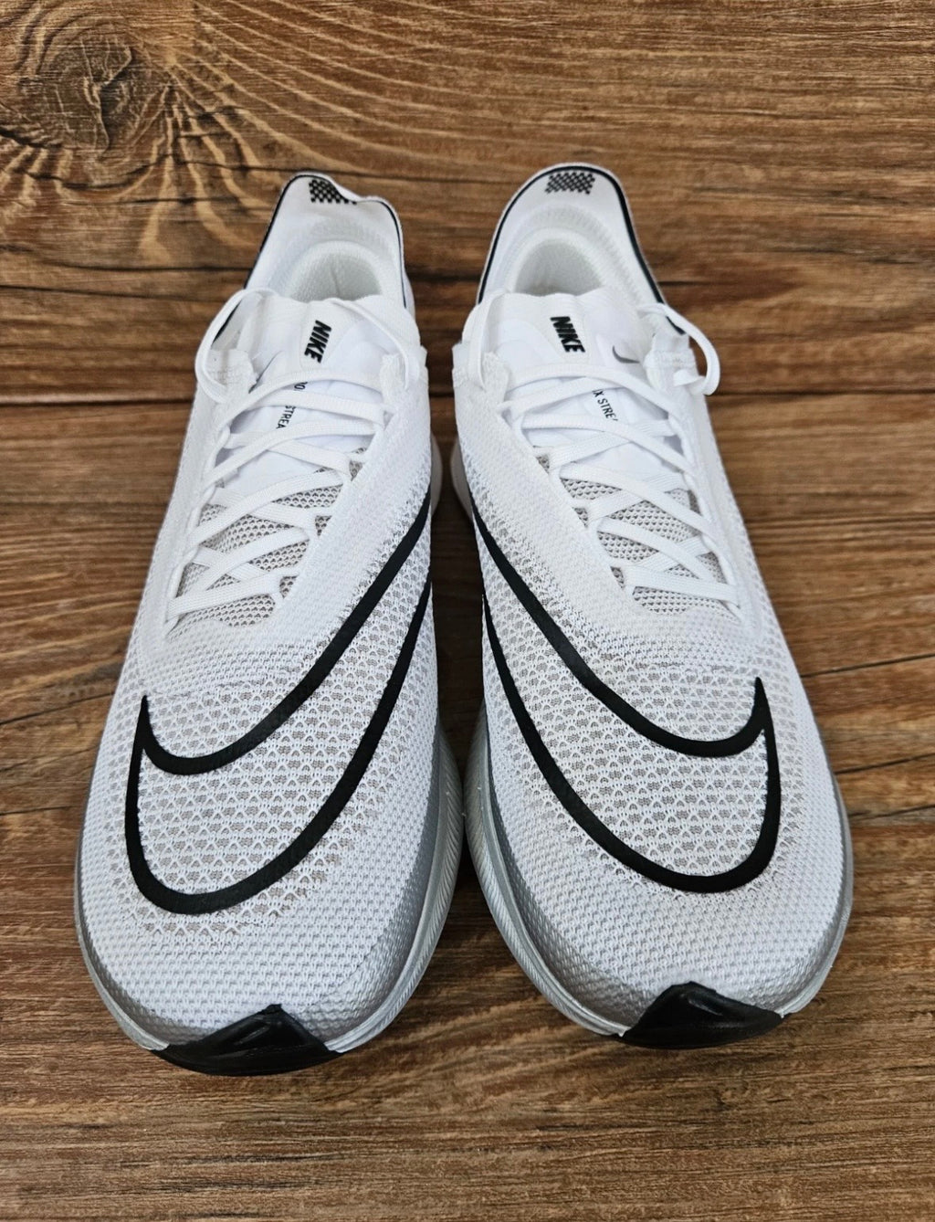Nike ZoomX StreakFly "White/Silver Metallic" DJ6566-101