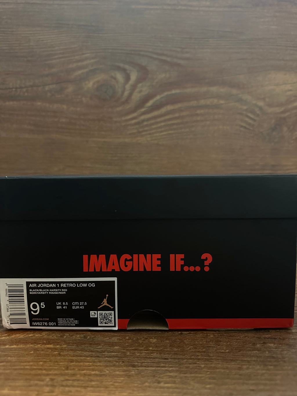 Air Jordan 1 Retro Low OG "Banned 2026" IW6276-001