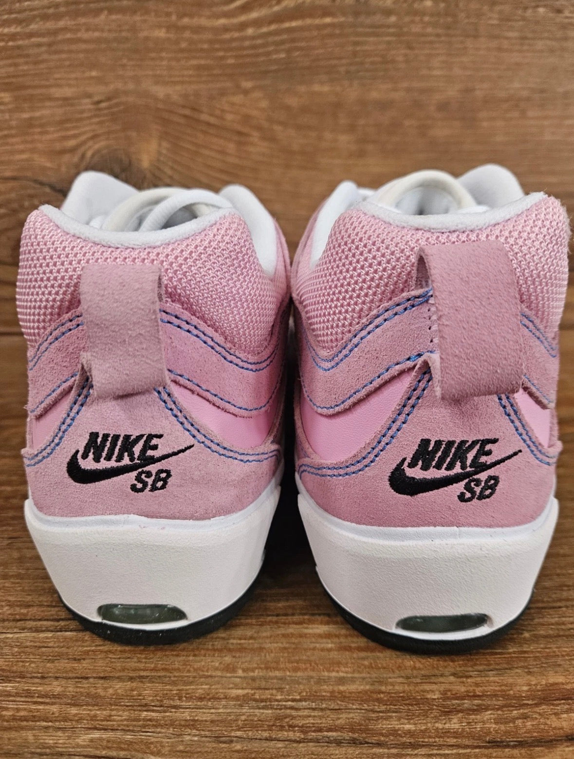 Nike SB Air Max Ishod Wair "Pink/White" FB2393-600