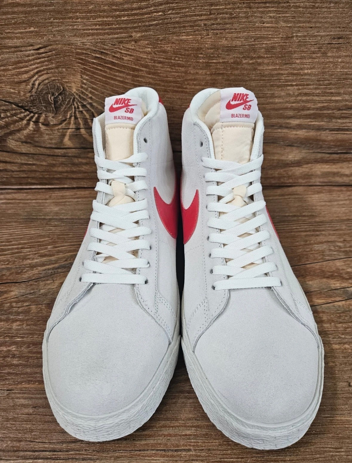 Nike SB Zoom Blazer Mid "Summit White/Red" 864349-109