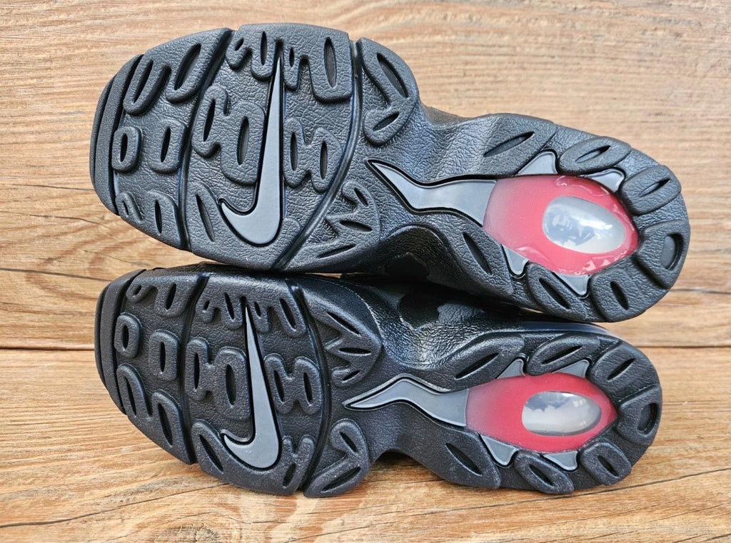 Nike Air DT Max '96 "Atlanta Falcons" HQ3620-010