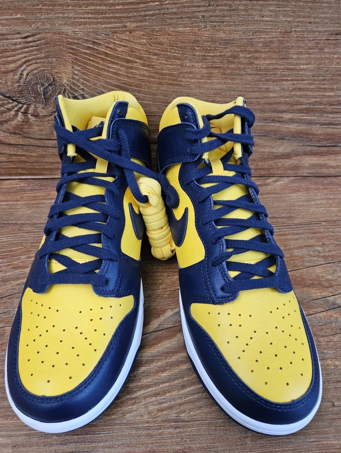 Nike Dunk High Retro SE "Michigan 2025" HF3143-700