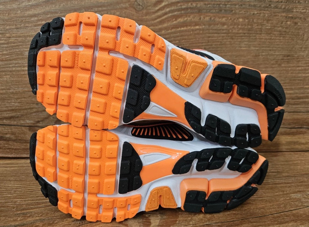 Nike Zoom Vomero 5 "Total Orange" FB9149-800