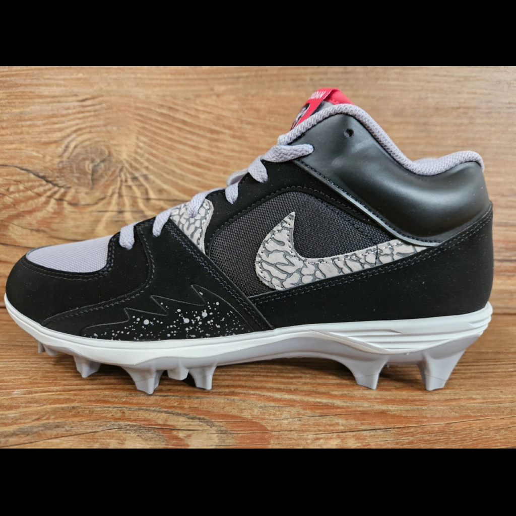 Jordan Stadium 90 Low TD "Black/Cement"