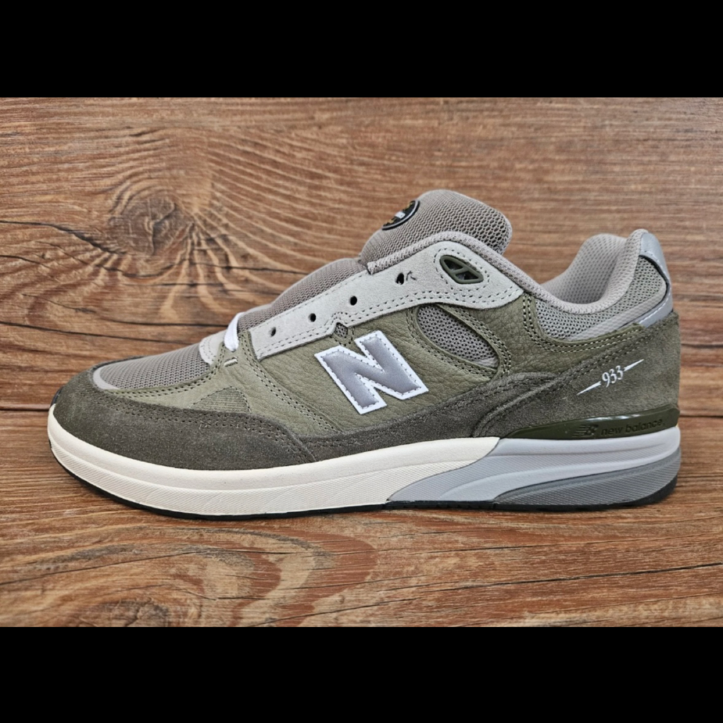 New Balance NB Numeric 933 Andrew Reynolds "Olive Green" NM933JKL