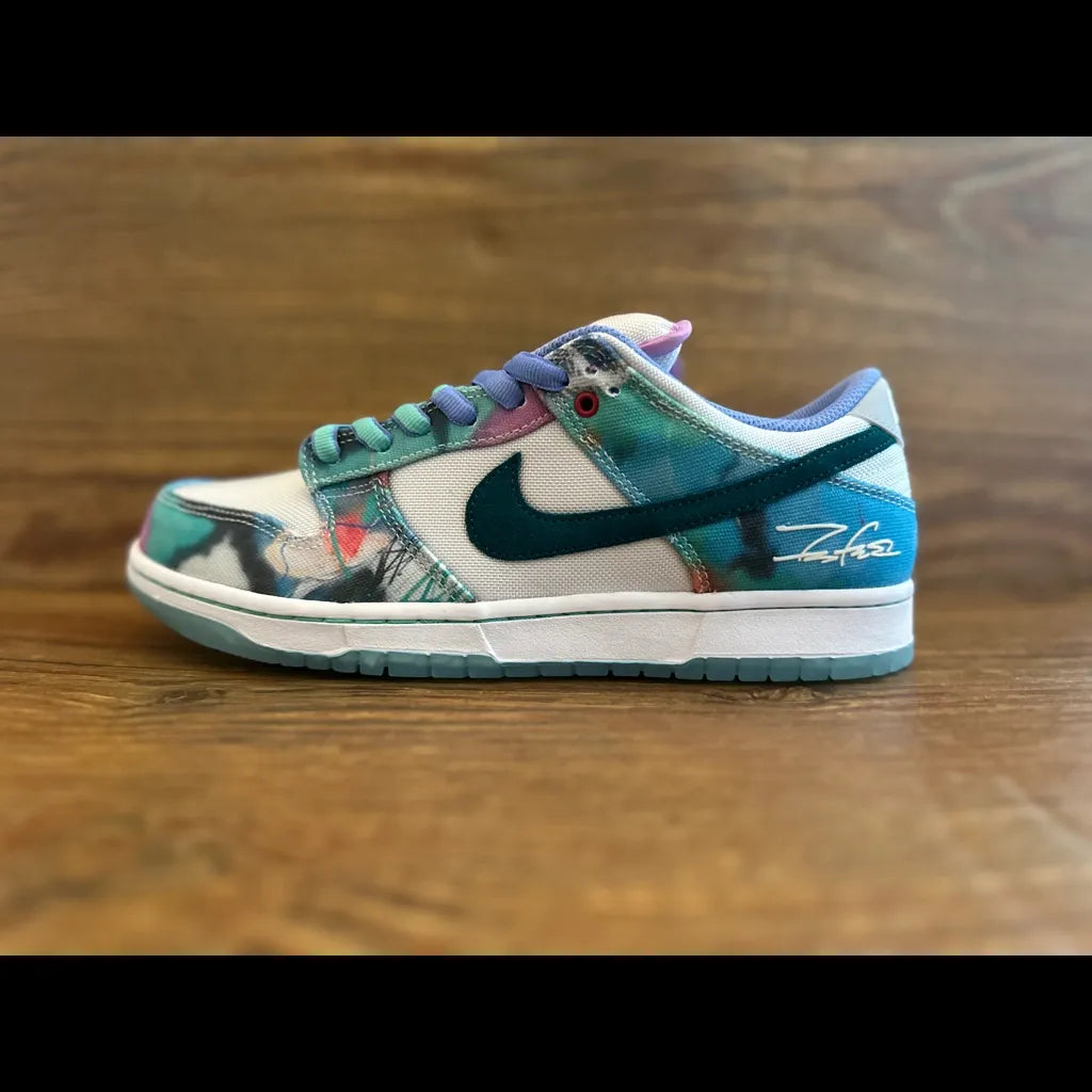 Futura Laboratories x Nike Dunk Low SB "Bleached Aqua" HF6061-400 Sz 9.5