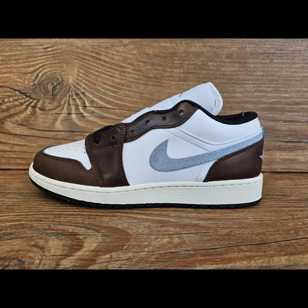 Air Jordan 1 Low SE GS "Mocha"