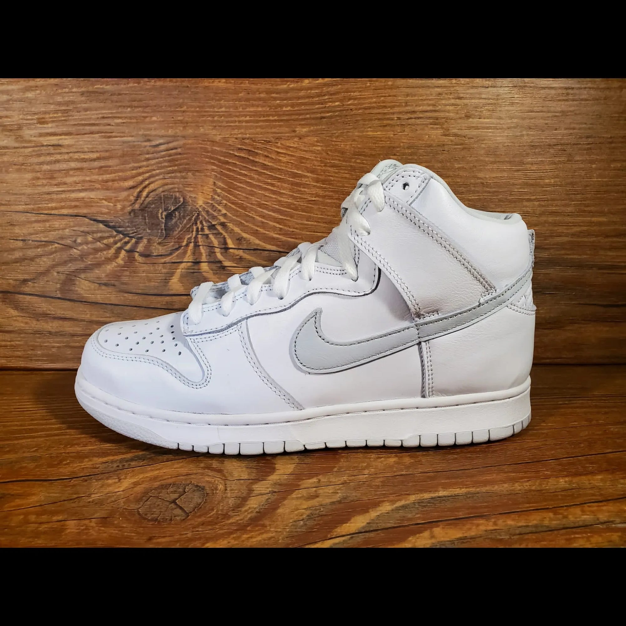 Nike Dunk High SP "Pure Platinum"