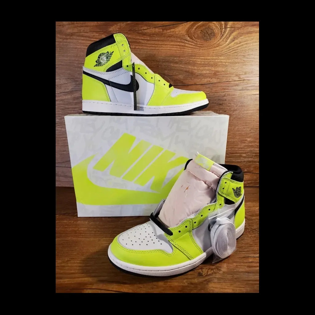 Jordan 1 Retro High OG "Visionaire"